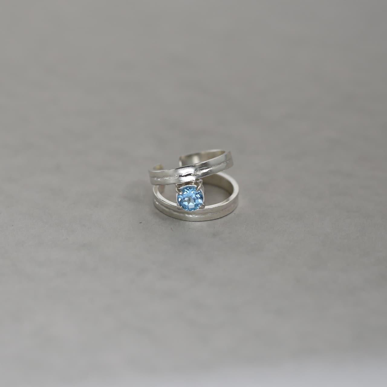 1Stone Earcuff
