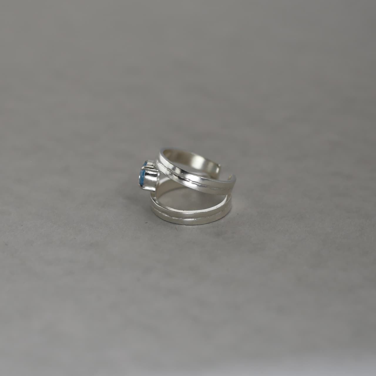 1Stone Earcuff